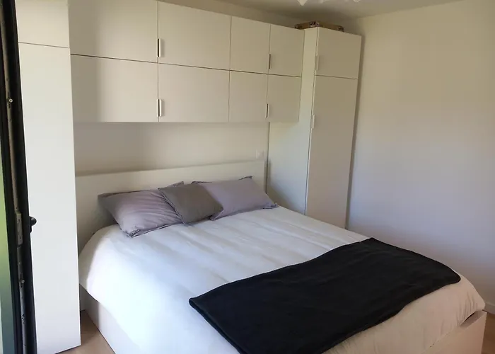 Feriehus Maison Neuve , A Pied